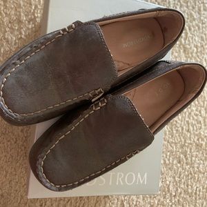 Nordstrom size child 12 brown driver